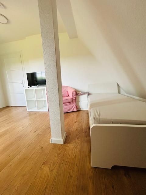 Zimmer in Wohnung PH1200