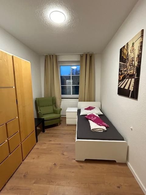 Zimmer in Wohnung PH1600-2