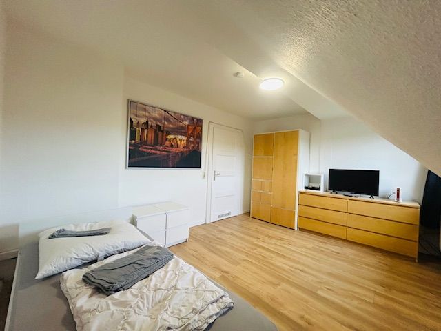 Zimmer in Wohnung PH1803-1